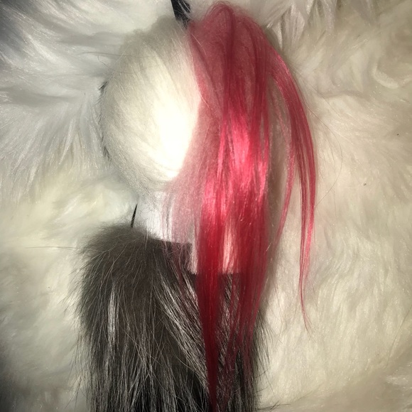 [RARE] Fendi ‘Karlito’ Mink Keycharm - Picture 7 of 8